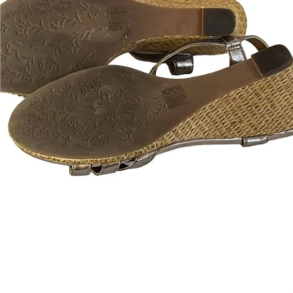 Clarks Wedge Sandals - Picture 8 of 8